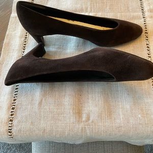 Suede Chocolate Brown Women Shoes Size 10.5 Made in Spain.